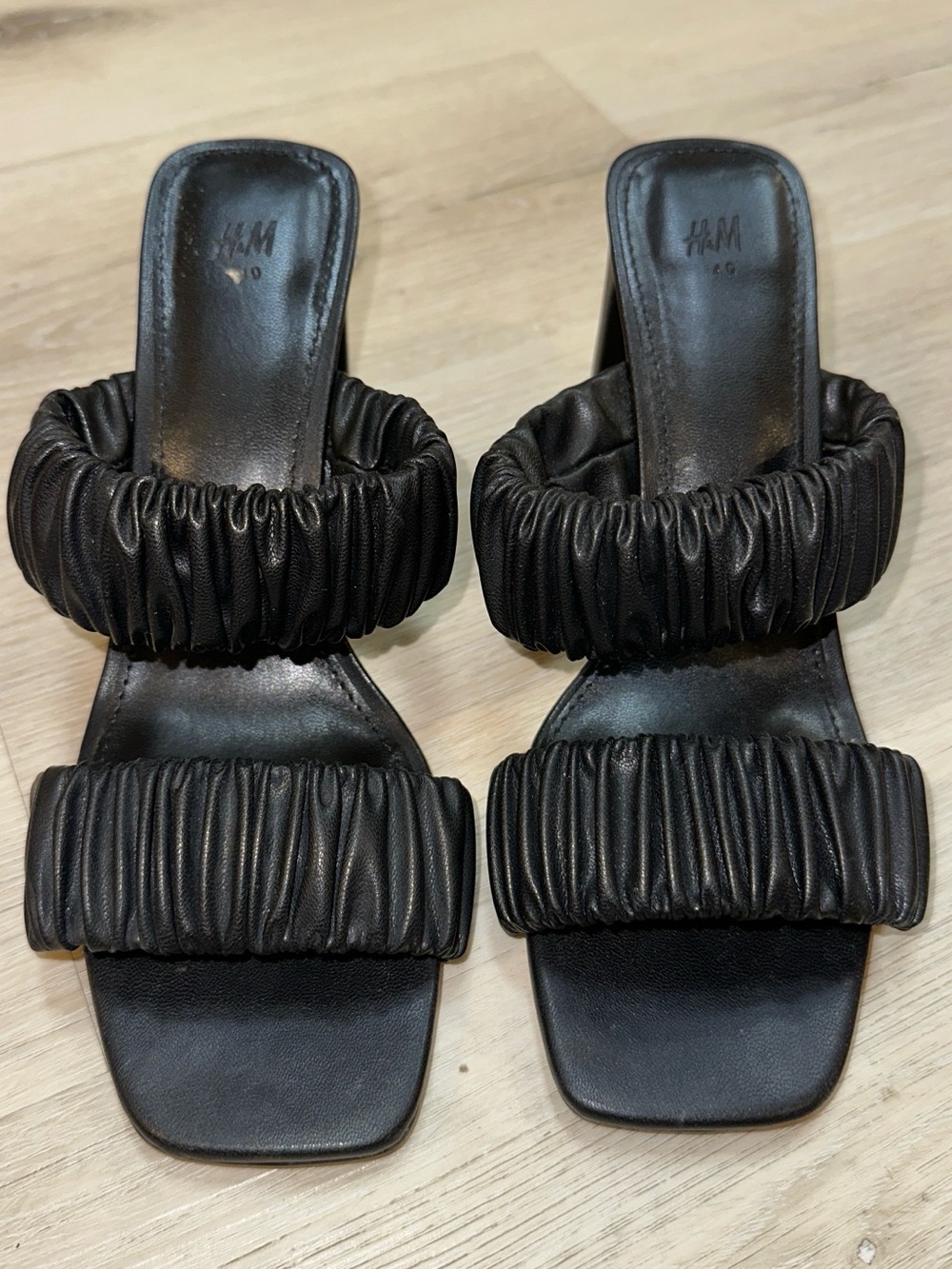 H&M Black Ruched Double-Band Slide Mules